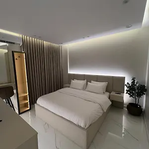  شقة A New Quiet & Elegant With Self-entry